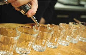 Власти хотят, чтобы белорусы пили больше