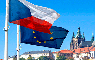 Чехия призвала Запад выслать «российских разведчиков из посольств»