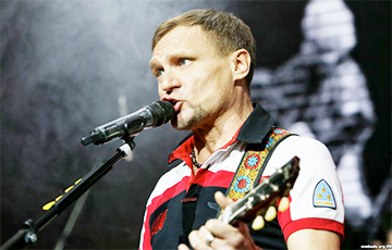 Олег Скрипка: Дома я хожу в белорусской вышиванке
