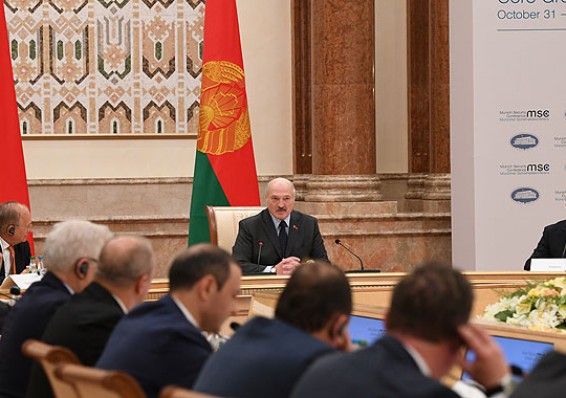 Лукашенко предложил Беларусь в качестве гаранта мира в восточной Украине