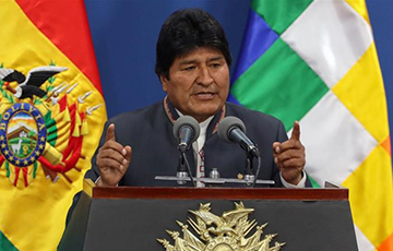 Диктатор Моралес сбежал из Боливии