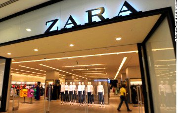 В магазинах Zara начнут собирать старую одежду