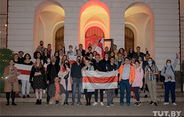 В Париже и Вильнюсе прошли акции солидарности с белорусским народом