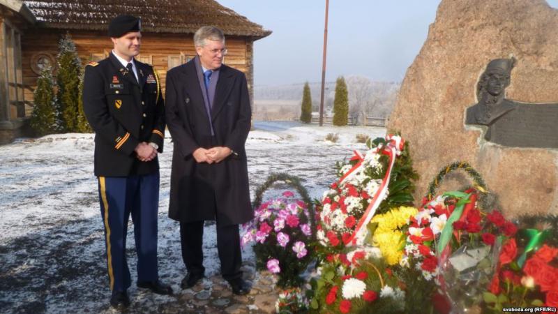 Активисты оппозиции и дипломаты почтили память Тадеуша Костюшко