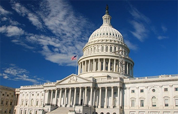 Палата представителей Конгресса США принял законы о борьбе с влиянием России в Европе и Венесуэле