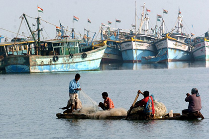 У берегов Индии пропали 40 рыболовных траулеров