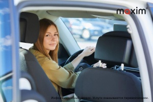 Женщина - водитель такси в Беларуси: какая она?