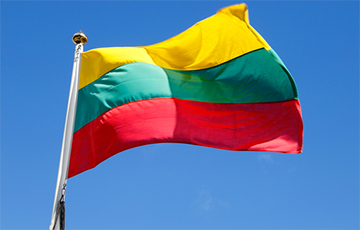 Литва назвала количество беларусов с ВНЖ и рабочими визами