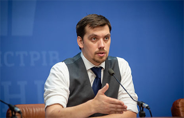 Премьер Украины опроверг информацию о восстановлении  транспортного сообщения с Крымом