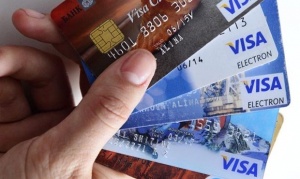 Приорбанк предложил получать подарки за расчеты карточкой Visa Classic