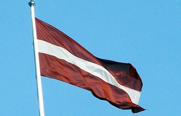 Латвия может задействовать армию для охраны границы с Беларусью