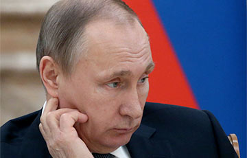 Социологи зафиксировали резкое падение популярности Путина