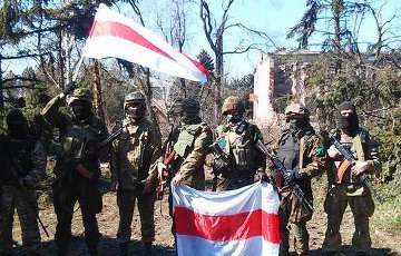 Белорусский КГБ боится воюющих в Украине добровольцев