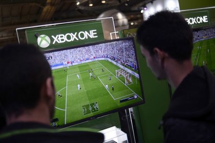 В работе онлайн-сервисов от Xbox и PlayStation произошел сбой
