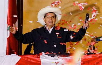 Бывший сельский учитель объявлен президентом Перу