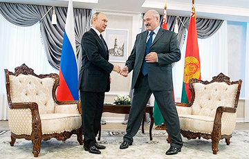 Конституционная ловушка: что Кремль приготовил для Лукашенко?