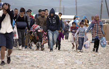 За год в Германию прибыло более миллона беженцев