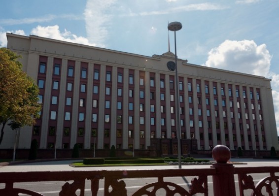 Администрация президента Беларуси определилась со своим штатом