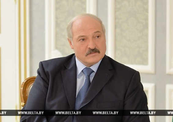 Лукашенко «по-народному, просто» предложил Великобритании инвестировать в Беларусь