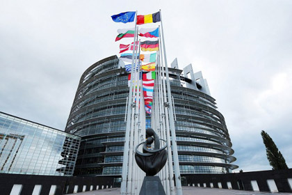 Персонал Европарламента и Капитолия уличили в нелегальном скачивании сериалов и порно