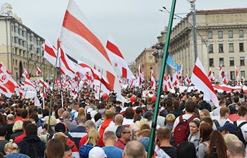 «Горячая весна» в Беларуси приведет к параличу большинства институтов режима
