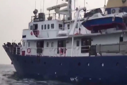 Ультраправые направили к берегам Ливии судно для борьбы с беженцами
