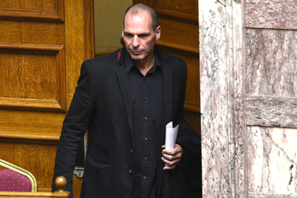 Объятия жены спасли министра финансов Греции от анархистов