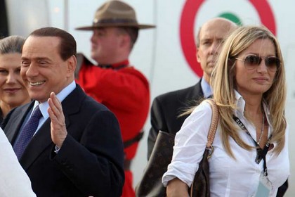 Бывшую секретаршу Берлускони задержали с 24 килограммами кокаина