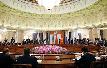 Беларусь подписала Таможенный кодекс ЕАЭС