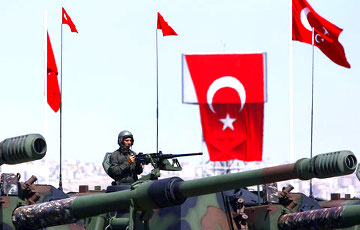 Турецкая армия после недельной осады заняла сирийский Рас-эль-Айн