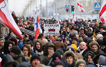 Украинский ПЕН-центр призвал власти Беларуси прекратить репрессии