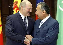 Власти Кыргызстана: За пенсией Бакиев должен приехать сам