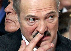 Лукашенко ходит «по тонкому льду»
