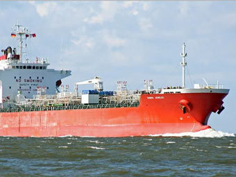 У сомалийских пиратов отбили южнокорейский танкер