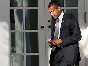 Обама приказал разобраться с кибербезопасностью правительства