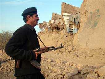 Пакистанских крестьян вооружат винтовками для борьбы с боевиками