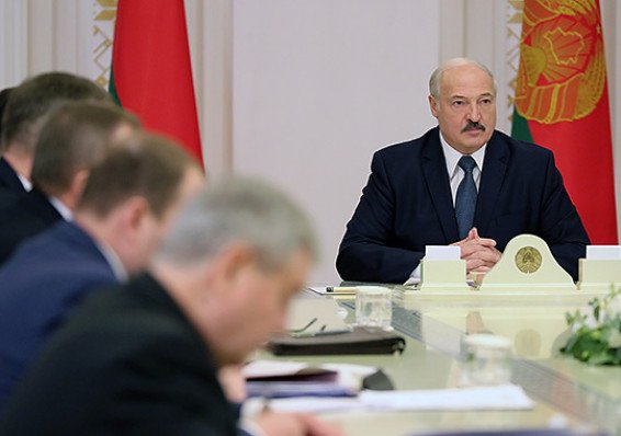 Лукашенко заявил, что отдельные страны решают вопросы с помощью вентиля