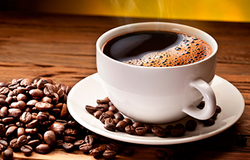 Ученые рассказали, в какое время лучше пить кофе, чтобы взбодриться