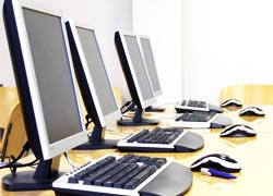 В Польше начали собирать компьютеры для белорусских журналистов