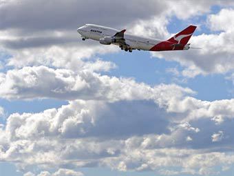 Самолет авиакомпании Qantas совершил аварийную посадку на Фиджи