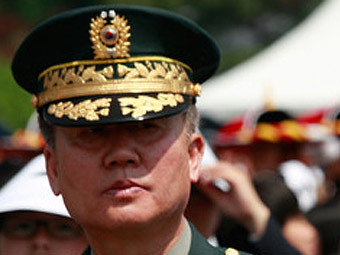 Командующий сухопутными войсками Южной Кореи ушел в отставку