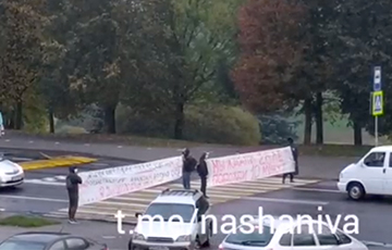 В минской Малиновке утром пешеходы устроили акцию солидарности