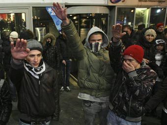 Блогеры разглядели на фото с "Киевской" провокатора из движения "Наши"