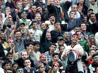 В давке на стадионе в Аммане пострадали 250 человек