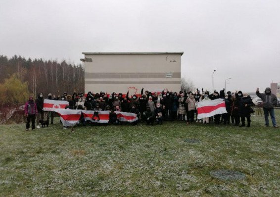 Белорусы вышли на «Марши против фашизма». Против них применили спецсредства