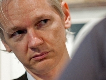 Эквадор предложил убежище основателю WikiLeaks