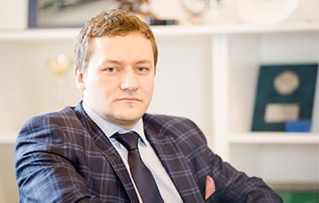 Политолог: Базанова необходимо посадить в клетку и требовать обмен на 100 белорусских политзаключенных