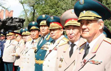 Казахские генералы резко ответили Путину на территориальные претензии