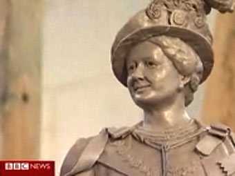В Лондоне откроют памятник королеве-матери
