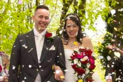 Британец поставил на аватар свадебное фото и пошел убивать жену